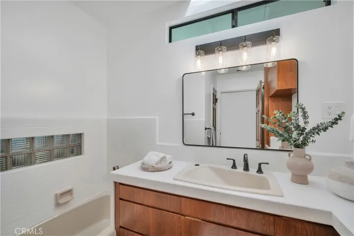 Main level bathroom