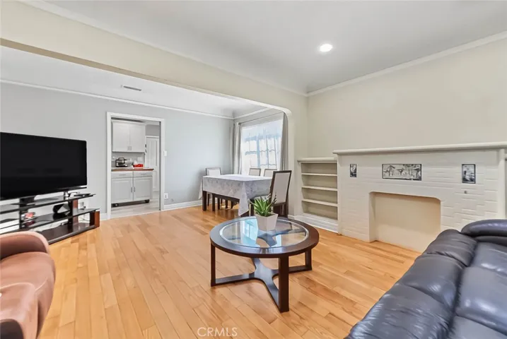 8444 San Luis, South Gate, California 90280 — photo 4