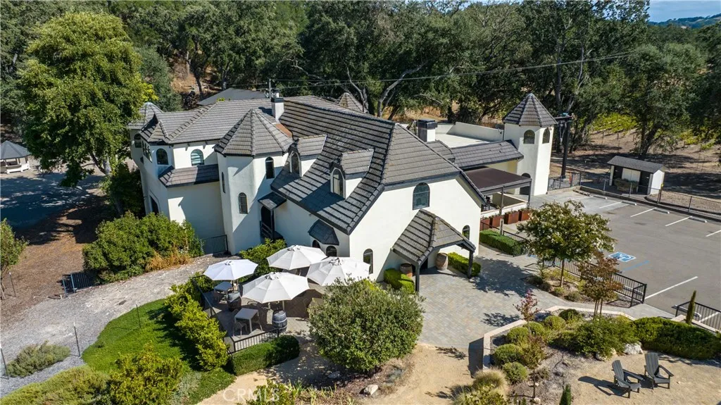2720 Oak View