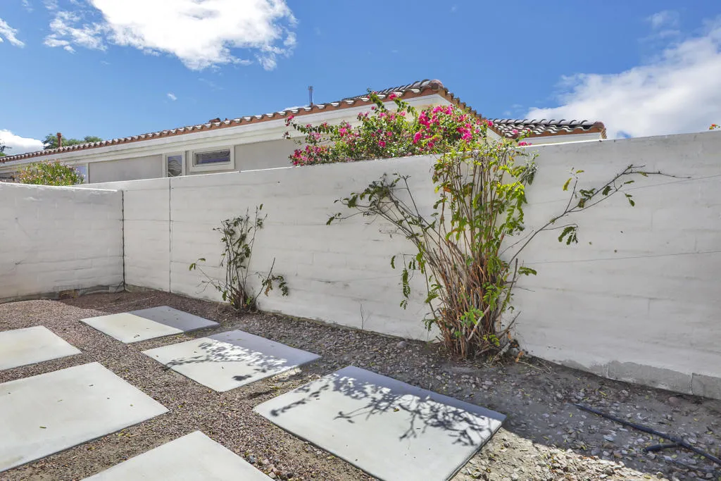 Side yard Side yard