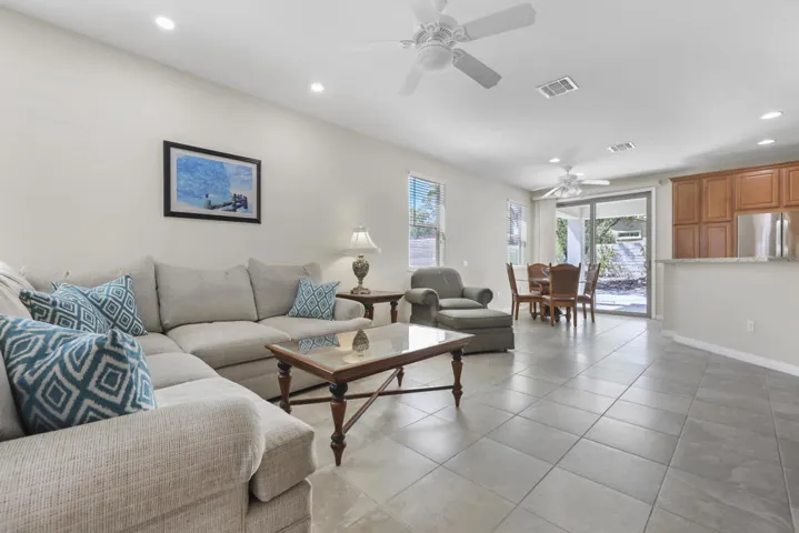 Living room, Dinning & kitchen