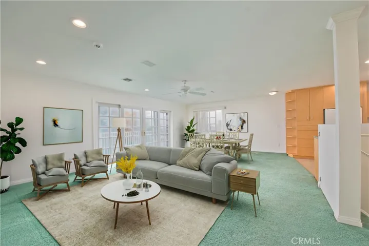 2nd level living area