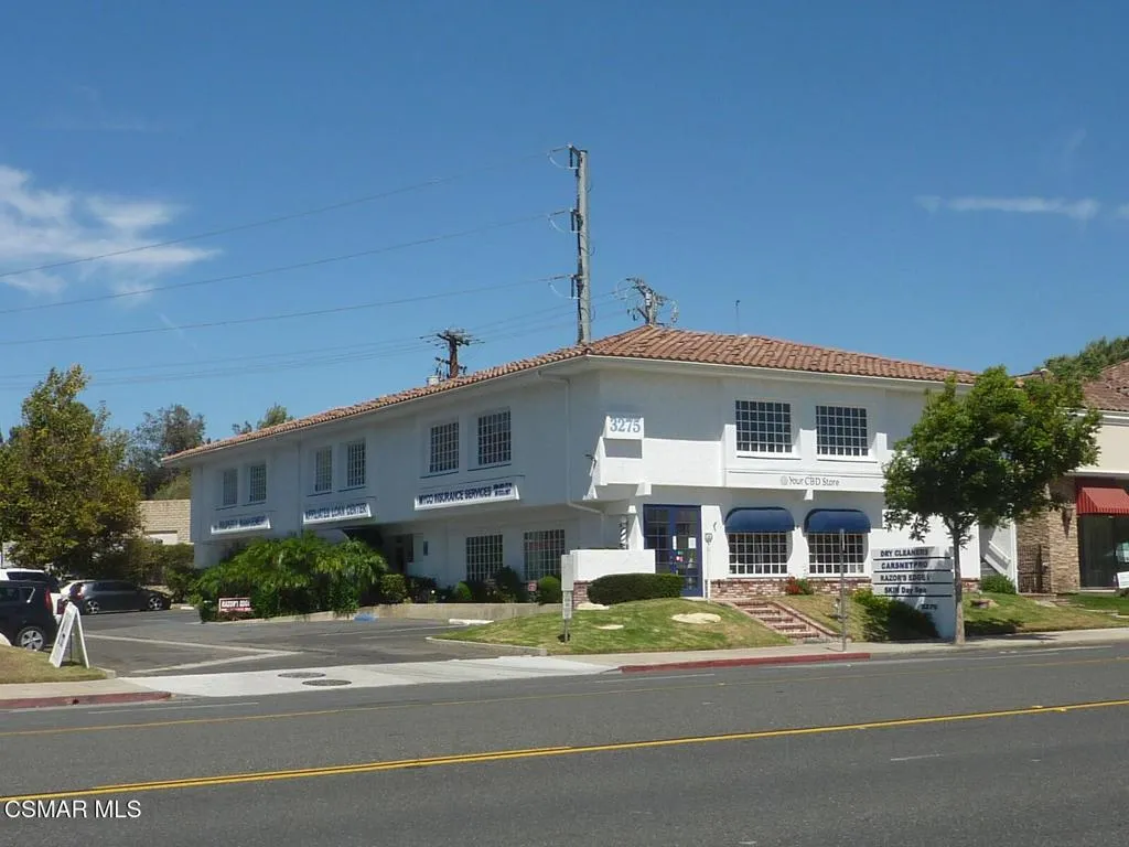 3275 E Thousand Oaks