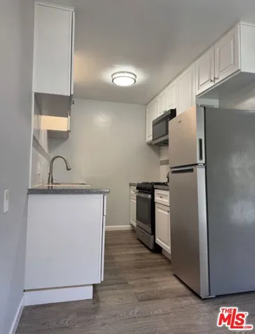 1411 S Bonnie Brae Street, Los Angeles, California 90006 — photo 4