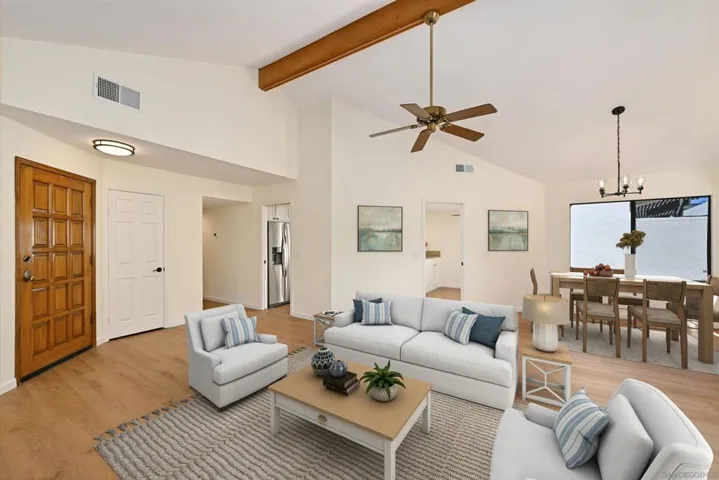 https://zimg.paragon.ice.com/ParagonImages/Property/PA/SDMLS/260023012/14/533/400/b19b25d3104d488b301c225837800137/3/8782242287ae057183e51578aac208a0/260023012-06a37e09-63e0-450f-ac57-9afaa00a51ac.JPG