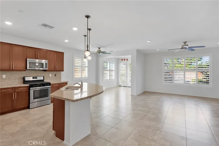 11351 Camden Street, Apple Valley, California 92308 — photo 4