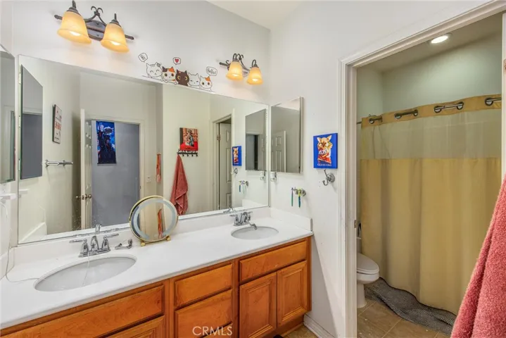 Upstairs Bathroom