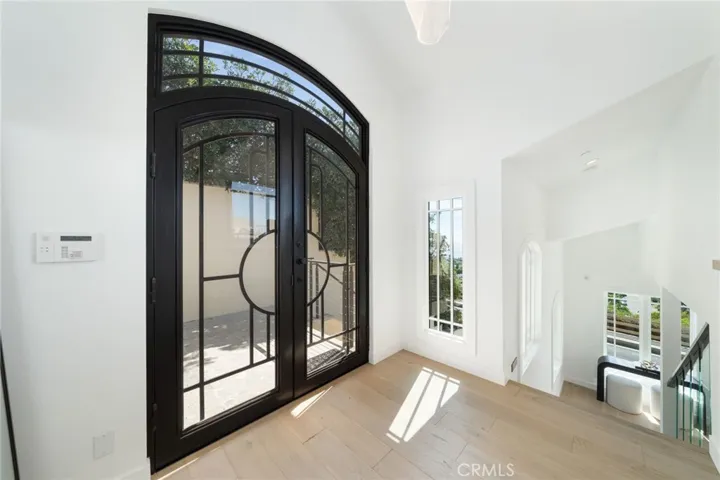 994 Temple Hills, Laguna Beach, California 92651 — photo 5