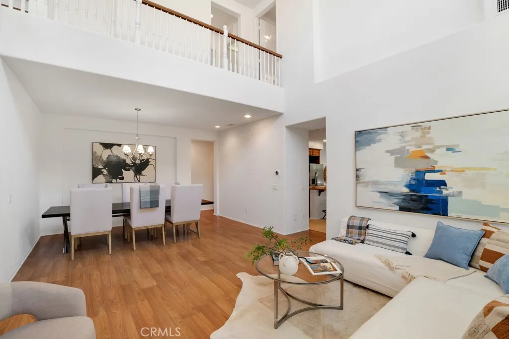 Living Room Dinning Area