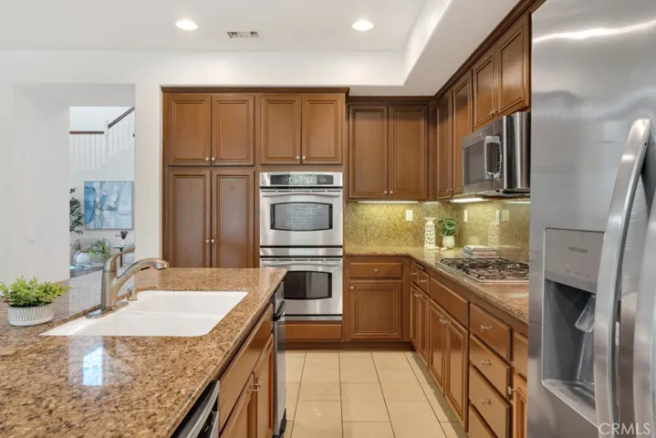 Kitchen With Island