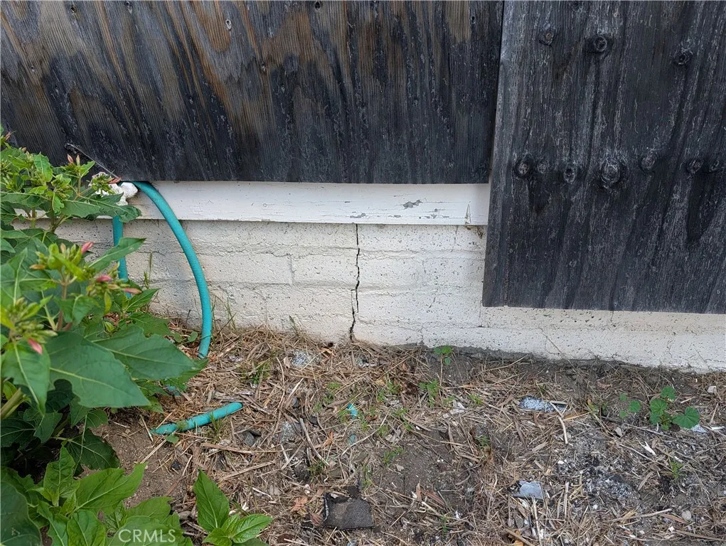 sample of foundation damage