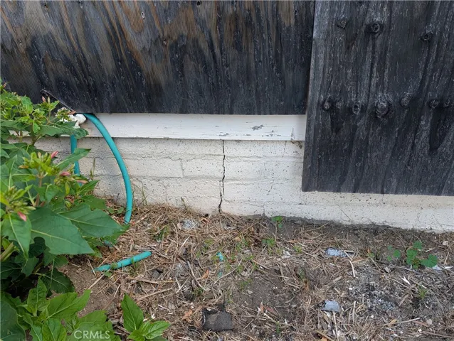 sample of foundation damage