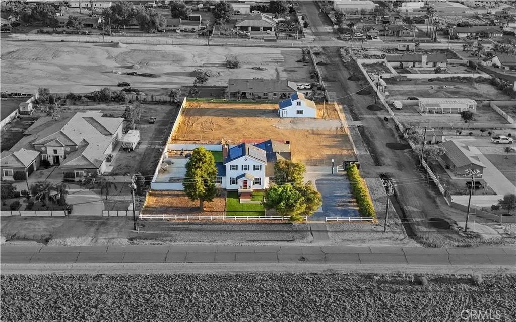 27765 Ellis Ave