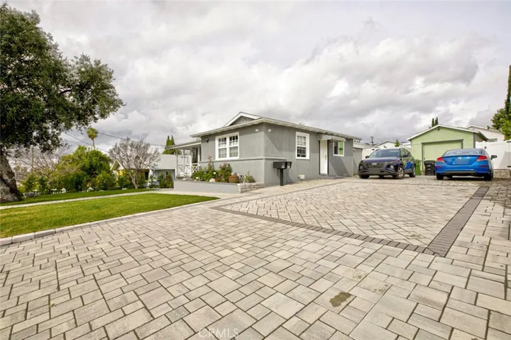 Drive Way