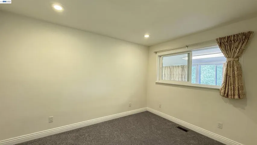Bedroom #1