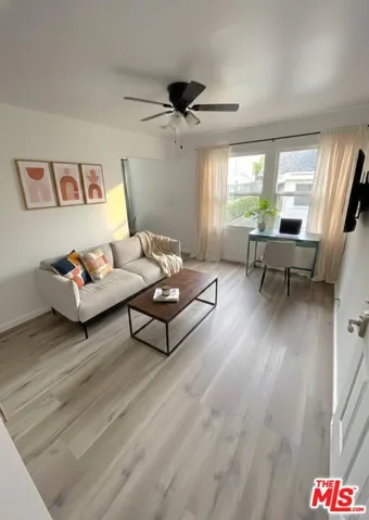 6136 Carlos Avenue 1/2, Los Angeles, California 90028 — photo 5