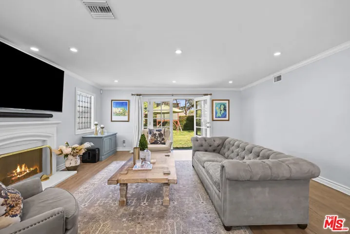 4311 Laurelgrove Avenue, Los Angeles, California 91604 — photo 4