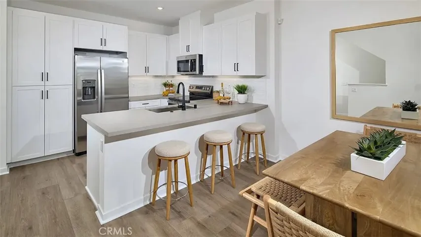 1310 W W Oakcrest Paseo, Ontario, California 91762 — photo 4