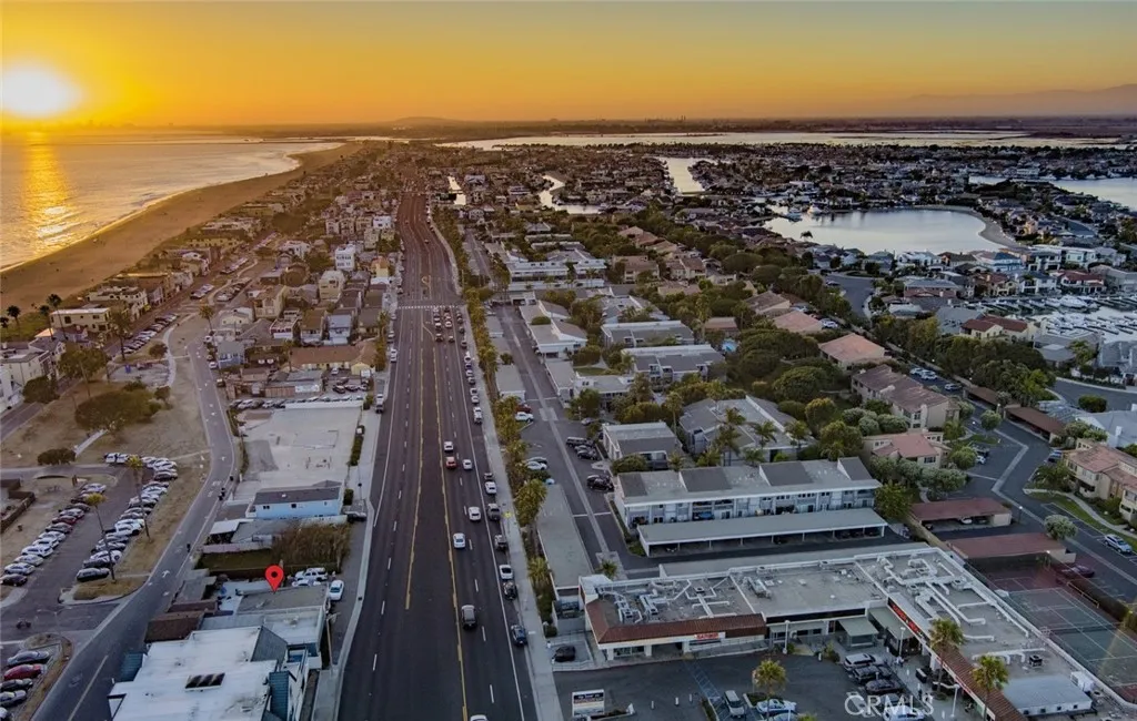 17185 Pacific Coast, Huntington Beach, California 90742 — photo 4