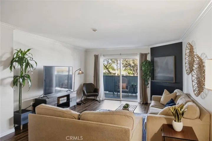 1321 Beryl Street 102, Redondo Beach, California 90277 — photo 4