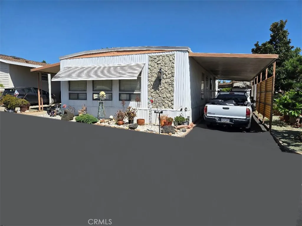 840 Foothill Blvd E #182