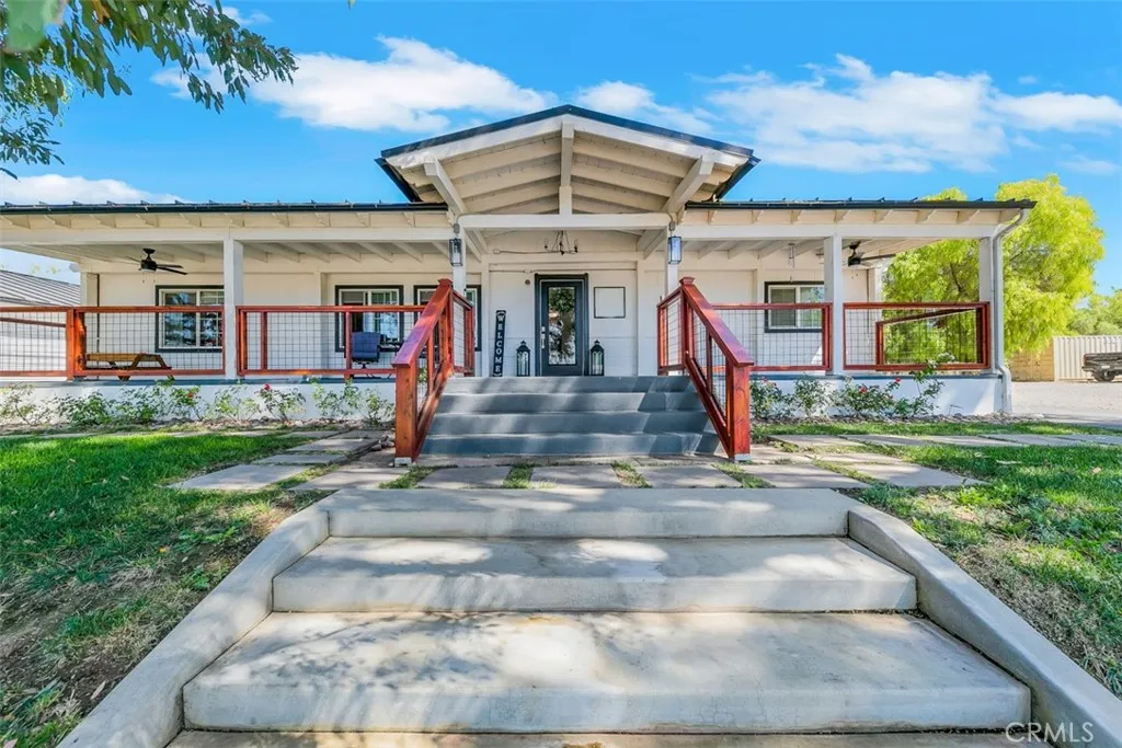 41190 Camino Norte