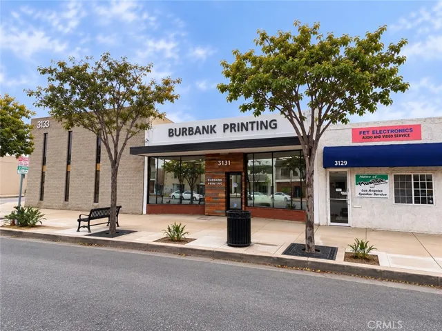 3131 W Burbank Boulevard, Burbank, California 91505 — photo 4