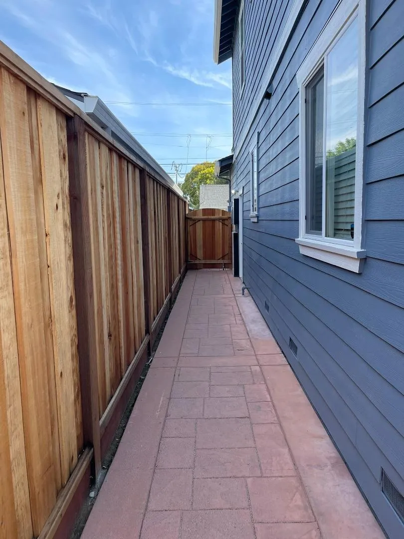 Right-Side Entrance to backyard