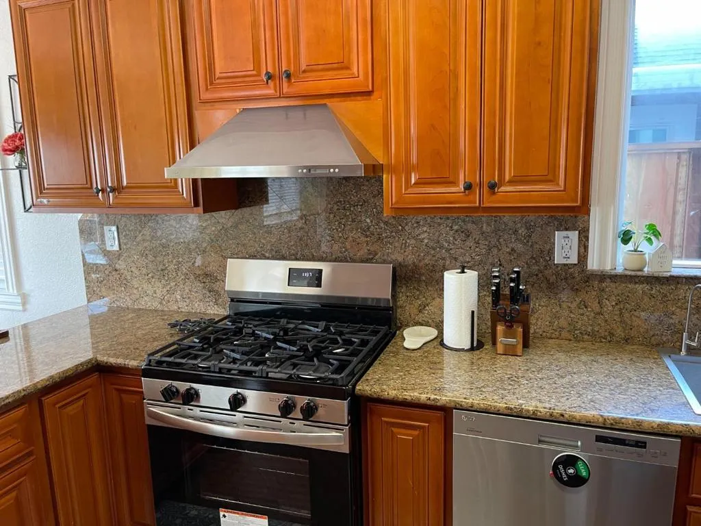 Kitchen - gas range & dishwasher