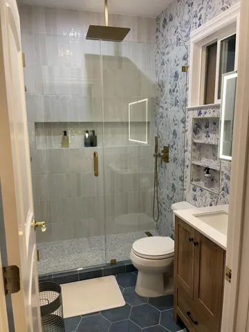 Master Bathroom - Full Bath (remodeled)