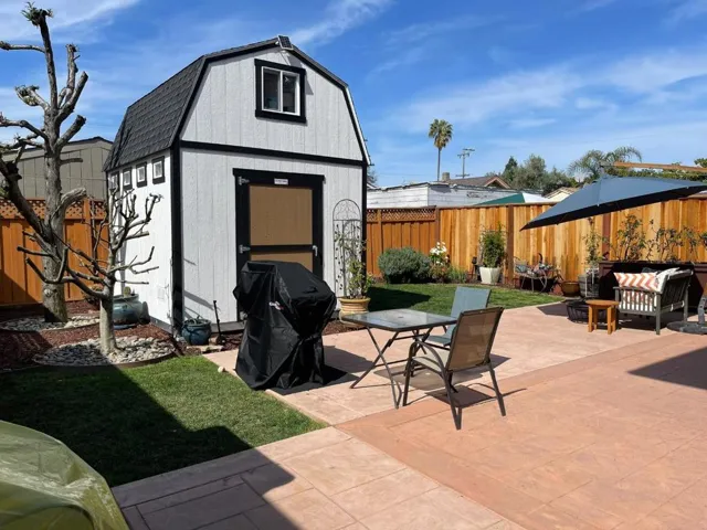  Insulated Storage Unit - Backyard -