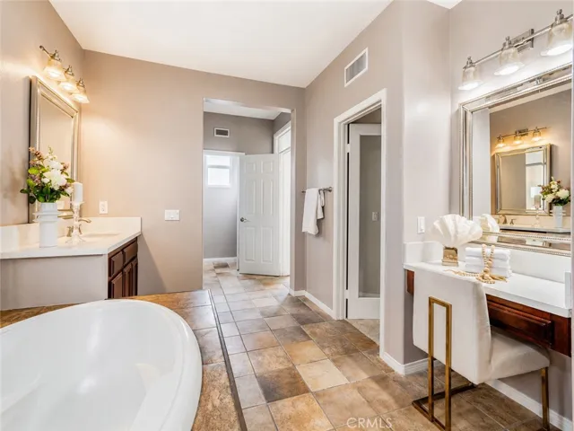 6710 E Bonita Court, Orange, California 92867 — photo 5