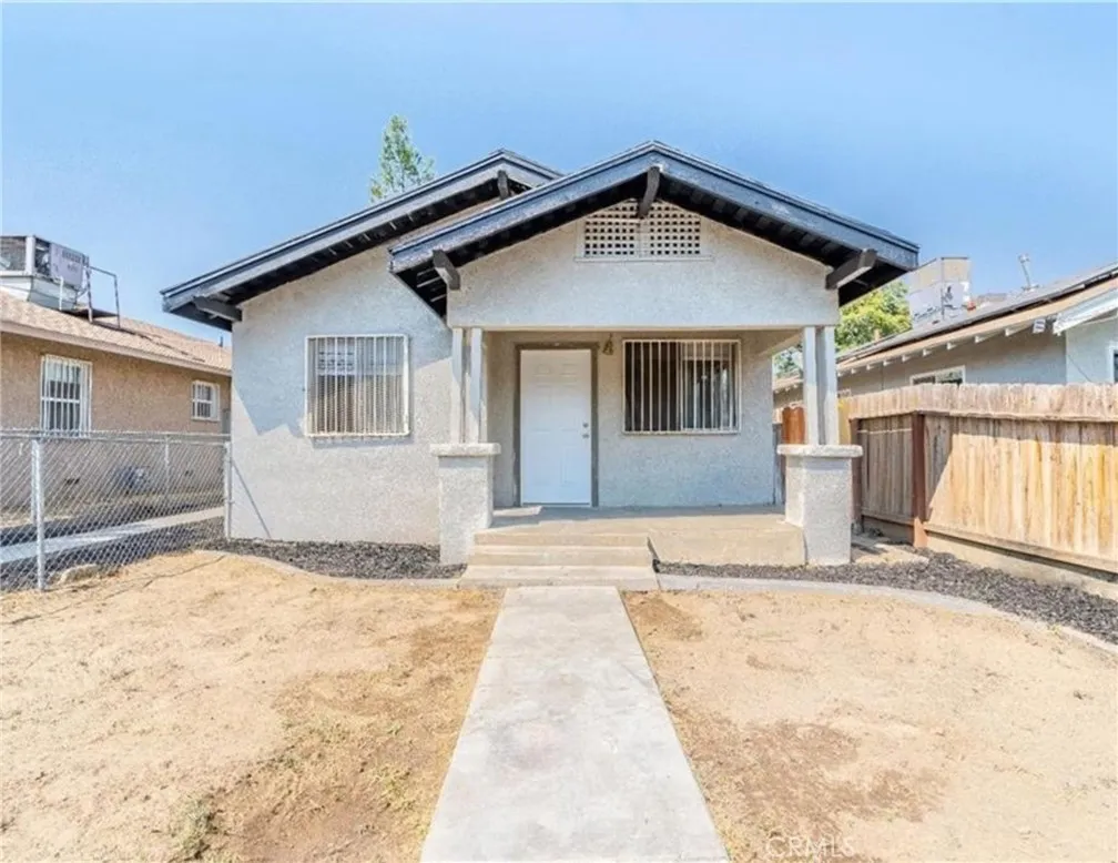 3137 E Townsend