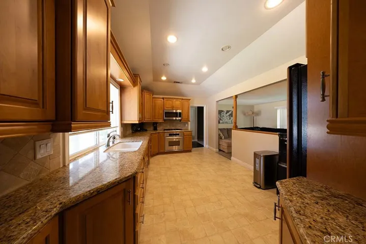 2831 Spruce, Fullerton, California 92835 — photo 5