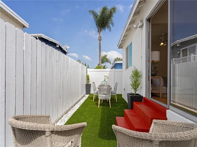 1631 Carver Street, Redondo Beach, California 90278 — photo 5