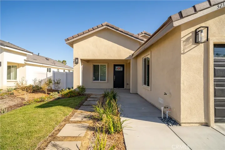 321 E 2nd, San Jacinto, California 92583 — photo 4