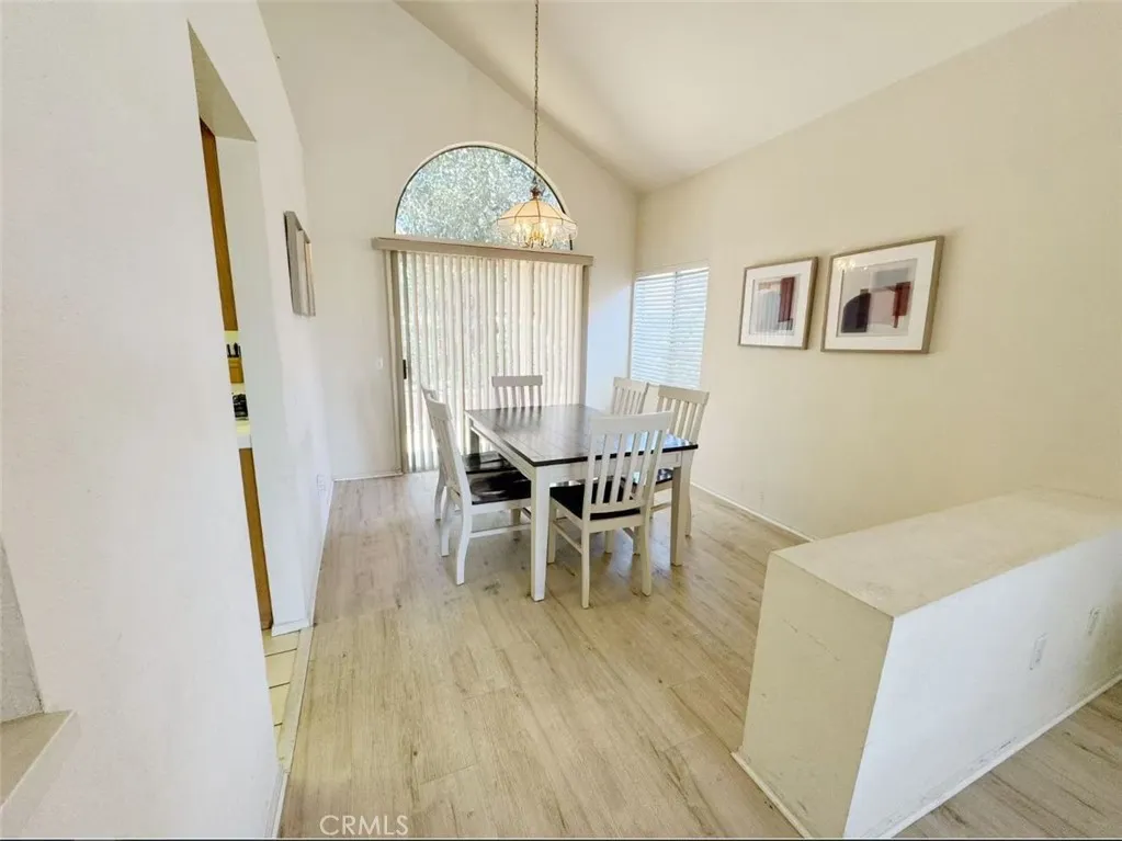 gallery-image 4