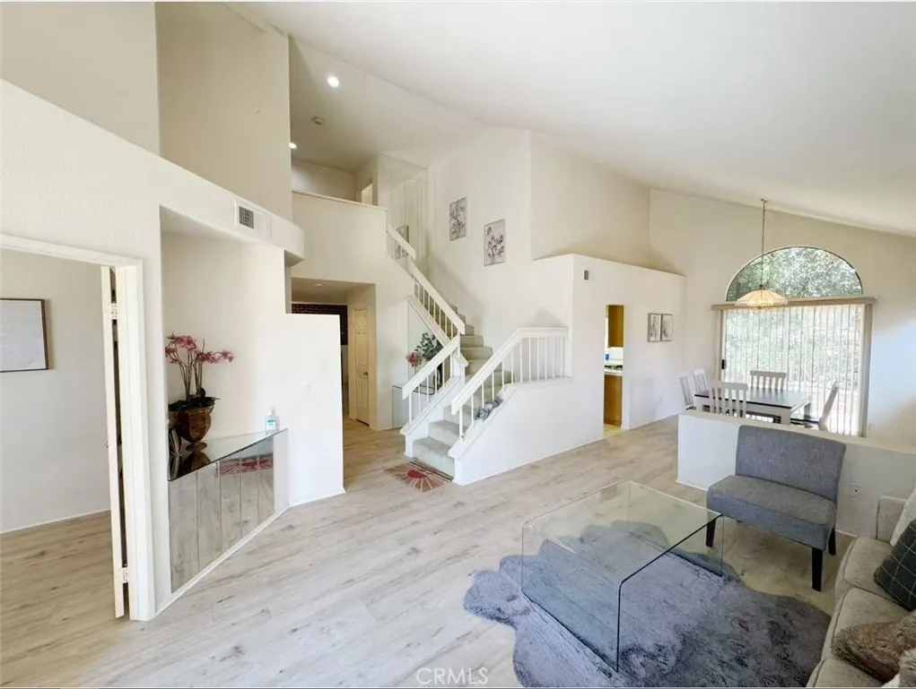 gallery-image 2
