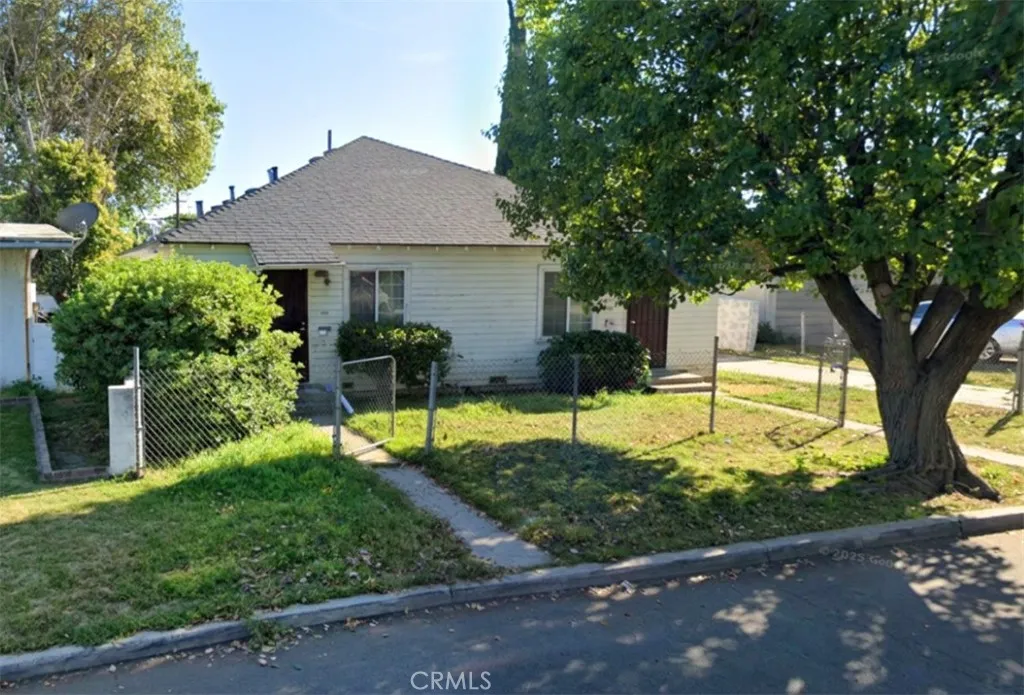 3922 E White, Fresno, California 93702 — photo 4