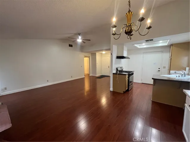 1368 Randolph Circle, San Jacinto, California 92583 — photo 4