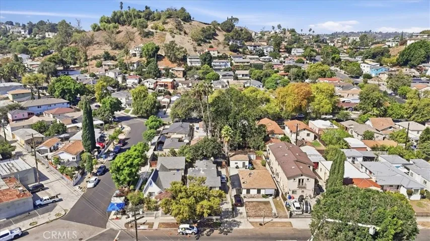 2821 N Hollister Avenue, Los Angeles, California 90032 — photo 5