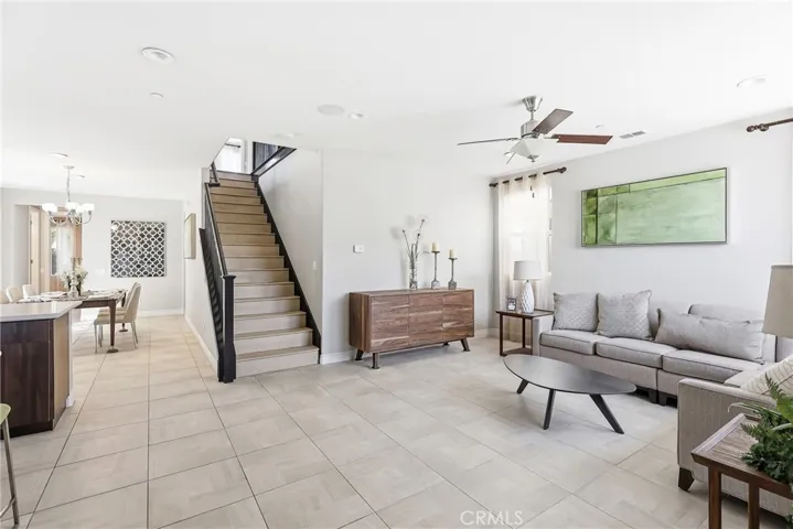 6912 Ivy, Chino, California 91710 — photo 5
