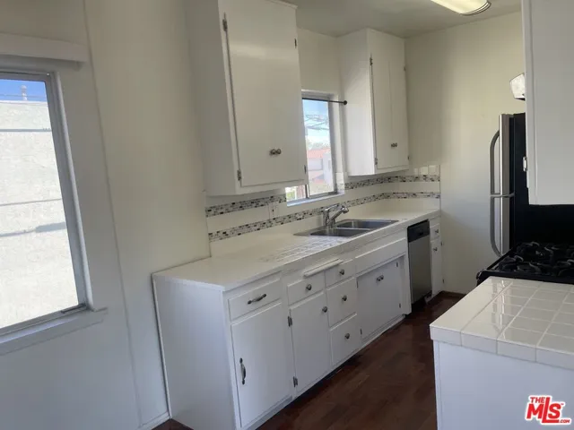 1241 17th Street 6, Santa Monica, California 90404 — photo 4