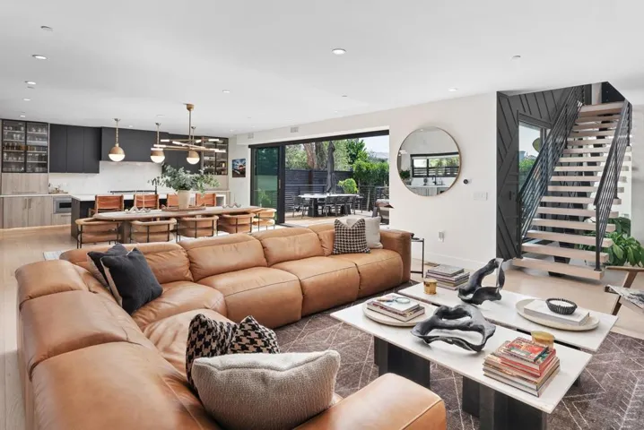 743 Glenview, La Jolla, California 92037 — photo 4