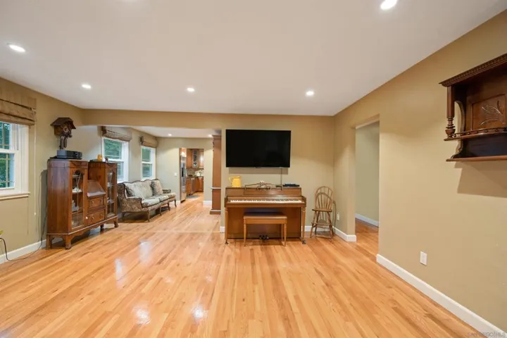4839 Winona Ave, San Diego, California 92115 — photo 5