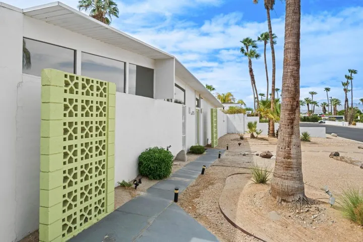 2875 E Wyman Drive, Palm Springs, California 92262 — photo 4
