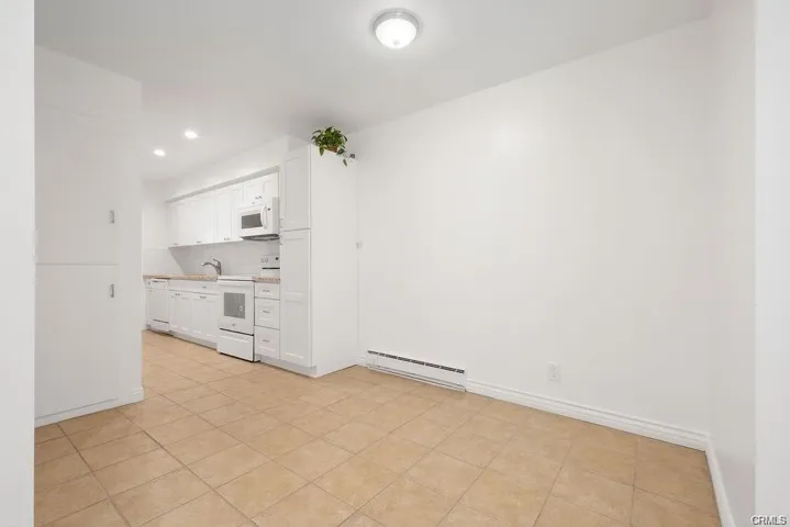 10220 Ascot Circle, Huntington Beach, California 92646 — photo 5