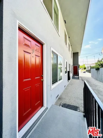 1618 N Kenmore Avenue 6, Los Angeles, California 90027 — photo 5
