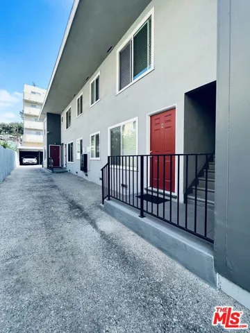 1618 N Kenmore Avenue 6, Los Angeles, California 90027 — photo 4