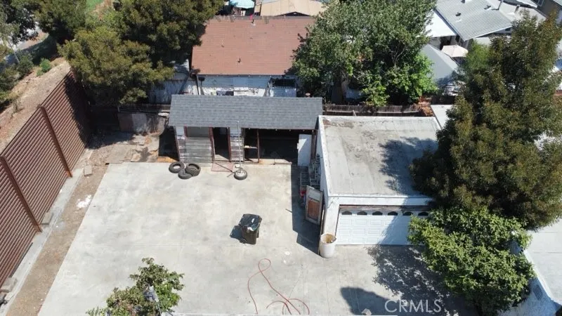 709 W Buckthorn, Inglewood, California 90301 — photo 5